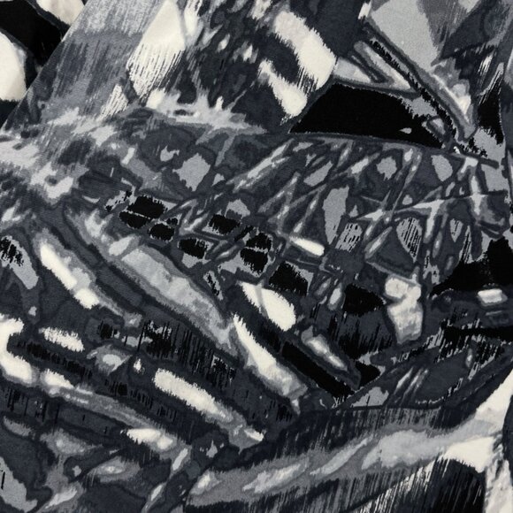 Daisy Fuentes Womens Blouse Sz 2X Black White Artsy Mature Dressy Night Out Date - Picture 5 of 10